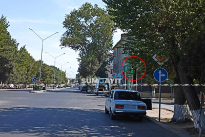 Sumqayıtın bu küçəsində işıqforun görsənməməsi qəzalara səbəb olur