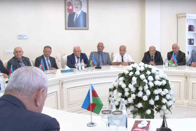 Ağsaqqallar Şurasına yeni sədr seçilib