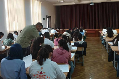 “Əlaçı” televiziya layihəsinin yeni mövsümünə seçim turu baş tutub