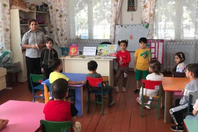 Balaca fidanlar üçün "Uşaq şairi uşaq kimidir" adlı poeziya dəqiqələri keçirilib