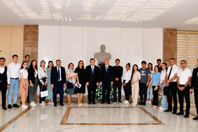 Müəllim və tələbələr Sumqayıt Kimya Sənaye Parkında olublar