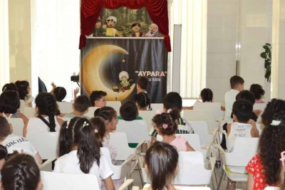 Poeziya evində “Cırtdan” tamaşası oynanılıb