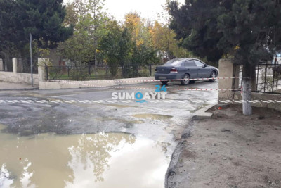 Koroğlu prospektində yeni su borusu quraşdırılır