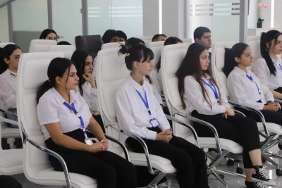 Gənclər antinarkomaniya mövzusunda görüşdə iştirak ediblər