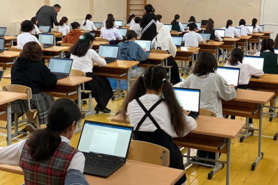 Sumqayıtdan olan şagirdlər inşa müsabiqəsində iştirak ediblər