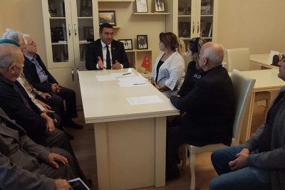 Millət vəkili Müşviq Məmmədli sakinlərlə görüşüb