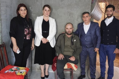 Müharibədə ayağını itirən qazi ziyarət edilib