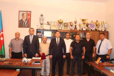 Sumqayıtda yubilyar Əməkdar məşqçilərlə görüş olub