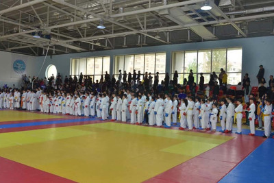 Paralimpiya İdman Kompleksində karate üzrə çempionat baş tutub