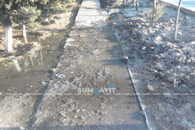 Bakı küçəsində kanalizasiya quyusu daşıb