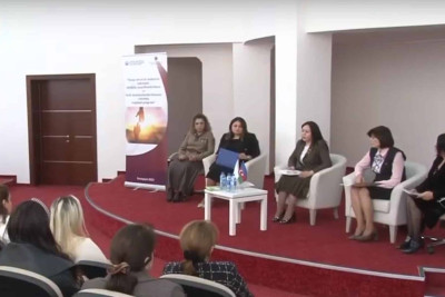 Sumqayıtda erkən nikahın yaratdığı fəsadlar müzakirə olunub