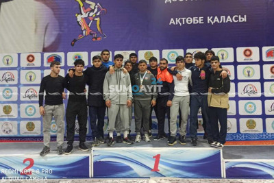 Sumqayıtlı pəhləvanlar Qazaxıstanda 5 medal əldə ediblər