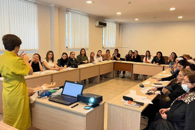 Sumqayıt tibb mərkəzinin nümayəndələri təlimdə iştirak ediblər