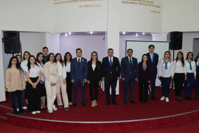 Könüllülərin təşəbbüsü ilə konsert keçirilib
