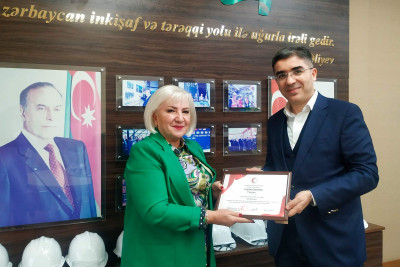 Xeyriyyə aksiyalarına dəstək göstərən baş direktor təltif olunub