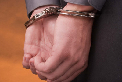 Çantadan 500 manat oğurlayan Sumqayıt sakini tutulub