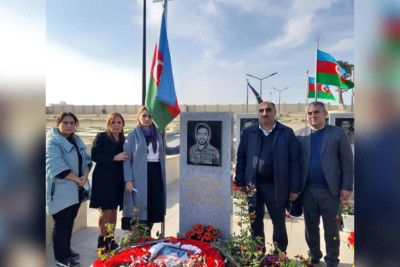 SDU-nun bir qrup kollektivi şəhid Rəşad Mikayılzadənin məzarını ziyarət edib