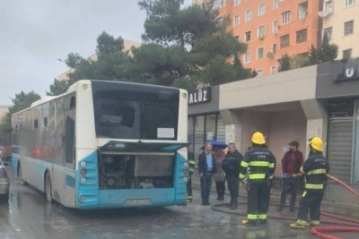 7 nömrəli sərnişin avtobusunda yanğın olub