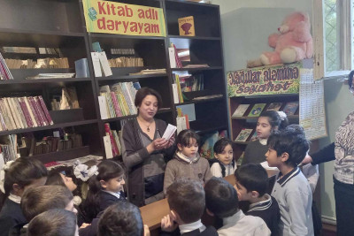 Mərkəzi kitabxanada məktəblilər üçün tədbir təşkil edilib