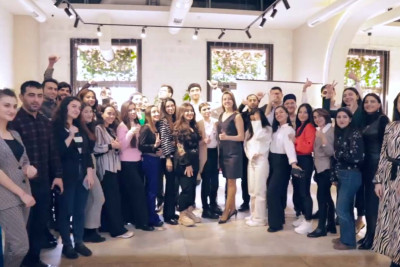 “PROGRO”-nun Sumqayıt məzunları şəbəkələşmə görüşünə qatılıblar