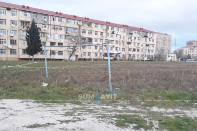Təmir olunması vəd edildiyi stadionun son halı