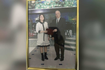 “Təfəkkür” Liseyinin müəllimi Fəxri Fərmanla təltif olunub