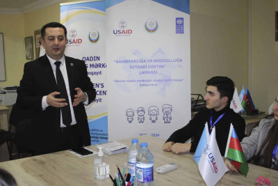 Qadın Resurs Mərkəzində tələbələr üçün təlim keçirilib