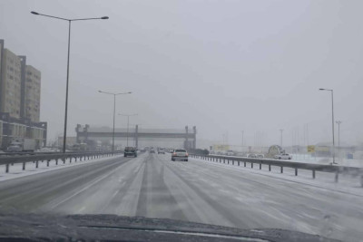 Bakı-Sumqayıt yolu iflic olub: qəzalar qeydə alınıb