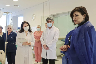 STM-in direktoru şəhər xəstəxanalarında görüş keçirib