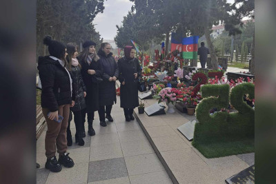 Sumqayıtda Şəhidlər xiyabanı ziyarət edilib