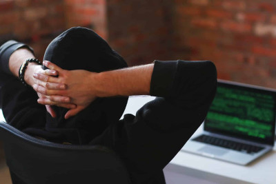 Sumqayıt sakininin bank hesabından oğurluq