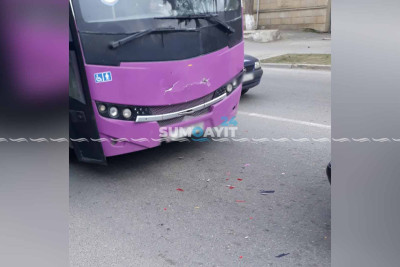 Sumqayıtda zəncirvari qəza: sərnişin avtobusu qəzaya uğrayıb