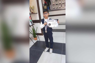 Məktəblimiz FİSO olimpiadasında gümüş medal qazanıb
