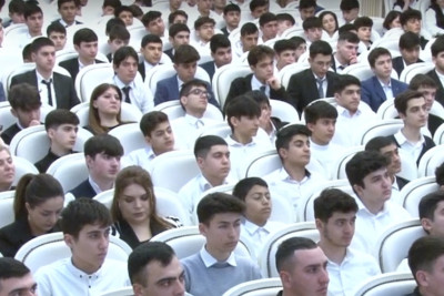 Şagirdlərin DİN sistemində təhsilə və xidmətə təşviq edilməsi üçün tədbir keçirilib