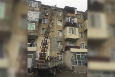 Sumqayıtda dam örtükləri təmir edilib