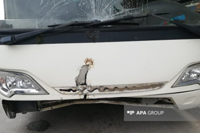 Servis sürücüsünün ürəyi tutdu, qəza baş verdi