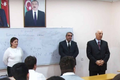 İcra başçısı 2 nömrəli məktəbin şagirdləri ilə görüşüb