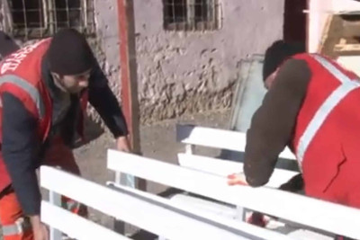 Sumqayıtda istismara yararsız oturacaqlar yenilənir