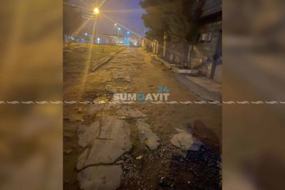 Sumqayıtda mikrorayon yolları yararsız haldadır