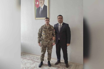 Sumqayıtda deputat vətəndaşları qəbul edib