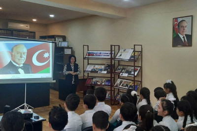 Sumqayıtda “Xalq üçün yaşayan ömür” adlı kompozisiya baş tutub