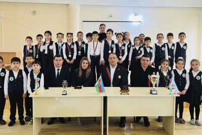 Məktəblilərlə İlham Zəkiyevin görüşü keçirilib