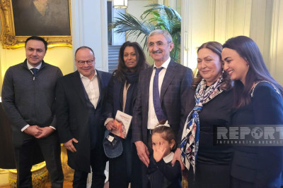 "Sumqayıt, SSR-nin süqutunun başlanğıcı" adlı kitab fransızca çap olunub
