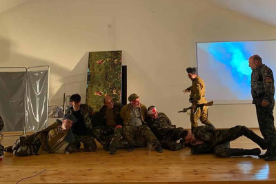 Sumqayıt teatrının tamaşı DSX-nin akademiyasında nümayiş etdirilib