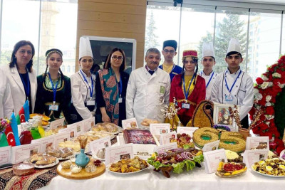 Gənc kulinarlarımız "Ən yaxşı dizayna görə" mükafatlandırılıblar