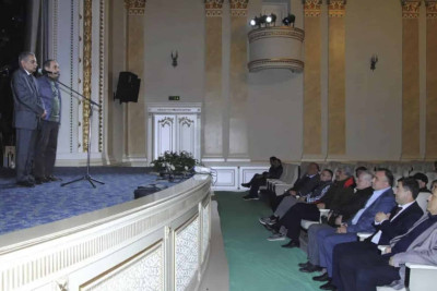 Sumqayıt teatrında unudulmaz rejissor Rövşən Almuradlının anım günü keçirilib