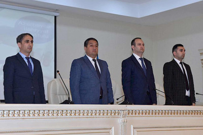 Məktəblilər Azərbaycan İlahiyyat İnstitutunun fəaliyyəti barədə məlumatlandırılıblar