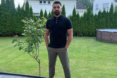 “Sumqayıt”ın keçmiş hücumçusu tikintidə çalışır