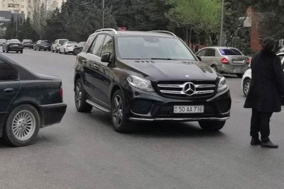 “AA” nömrəli maşının sürücüsü yol hərəkəti qaydasını pozub
