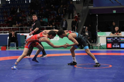 Sumqayıt güləşçilərindən daha 3 medal